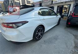 تۆیۆتا کامری